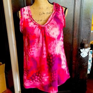 Loft sleeveless blouse, excellent pre owned condition, size M